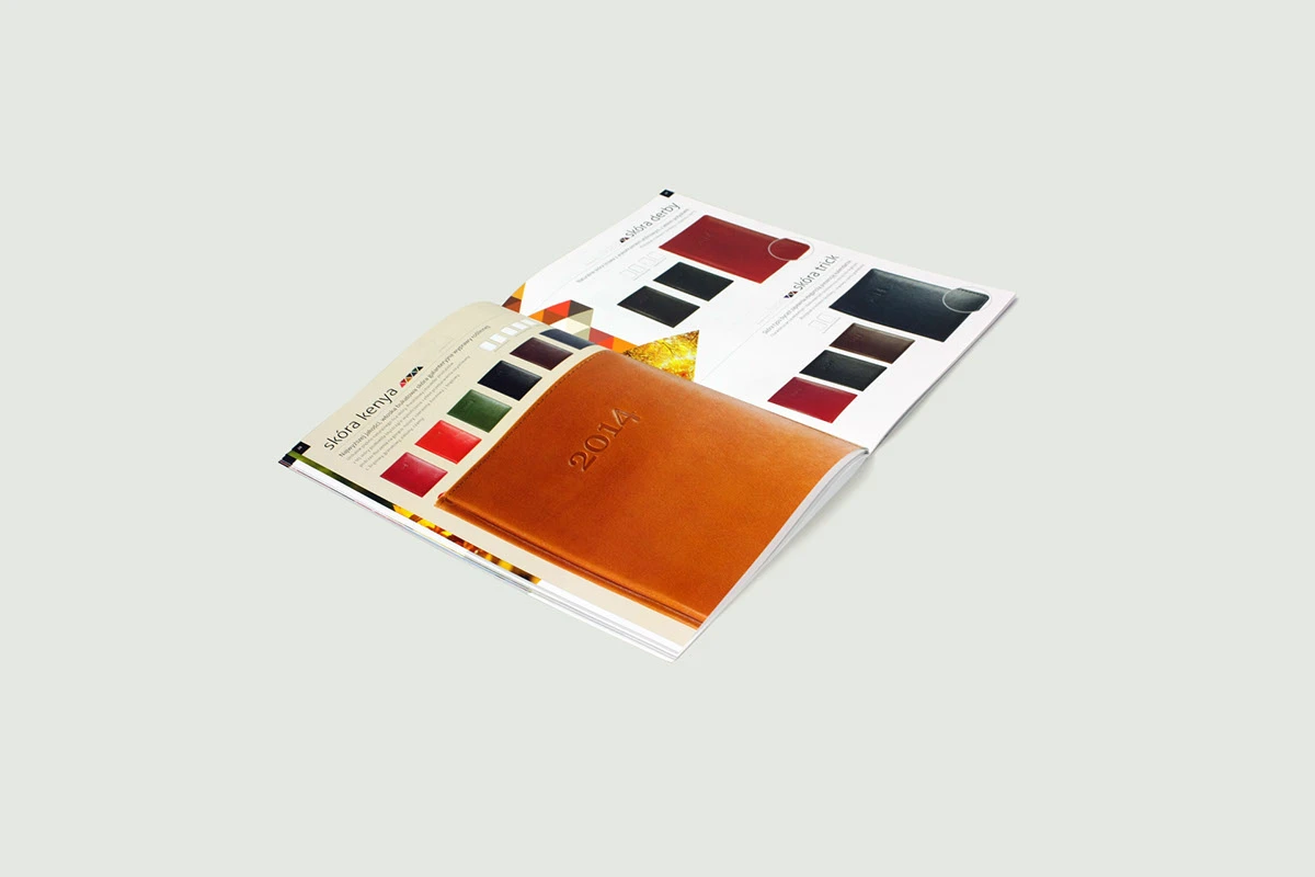 Minimalistyczny projekt katalogu produktowego 7 Minimalistyczny projekt graficzny katalogu